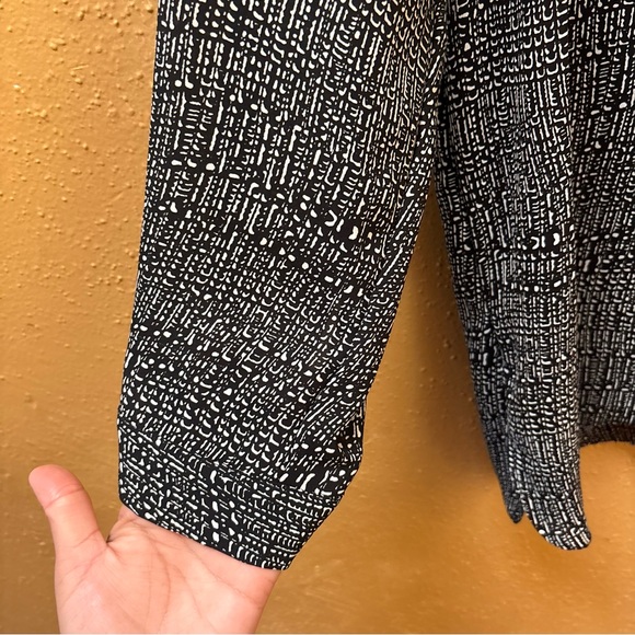 Alfani Black and White Patterned Blouse - Picture 3 of 6